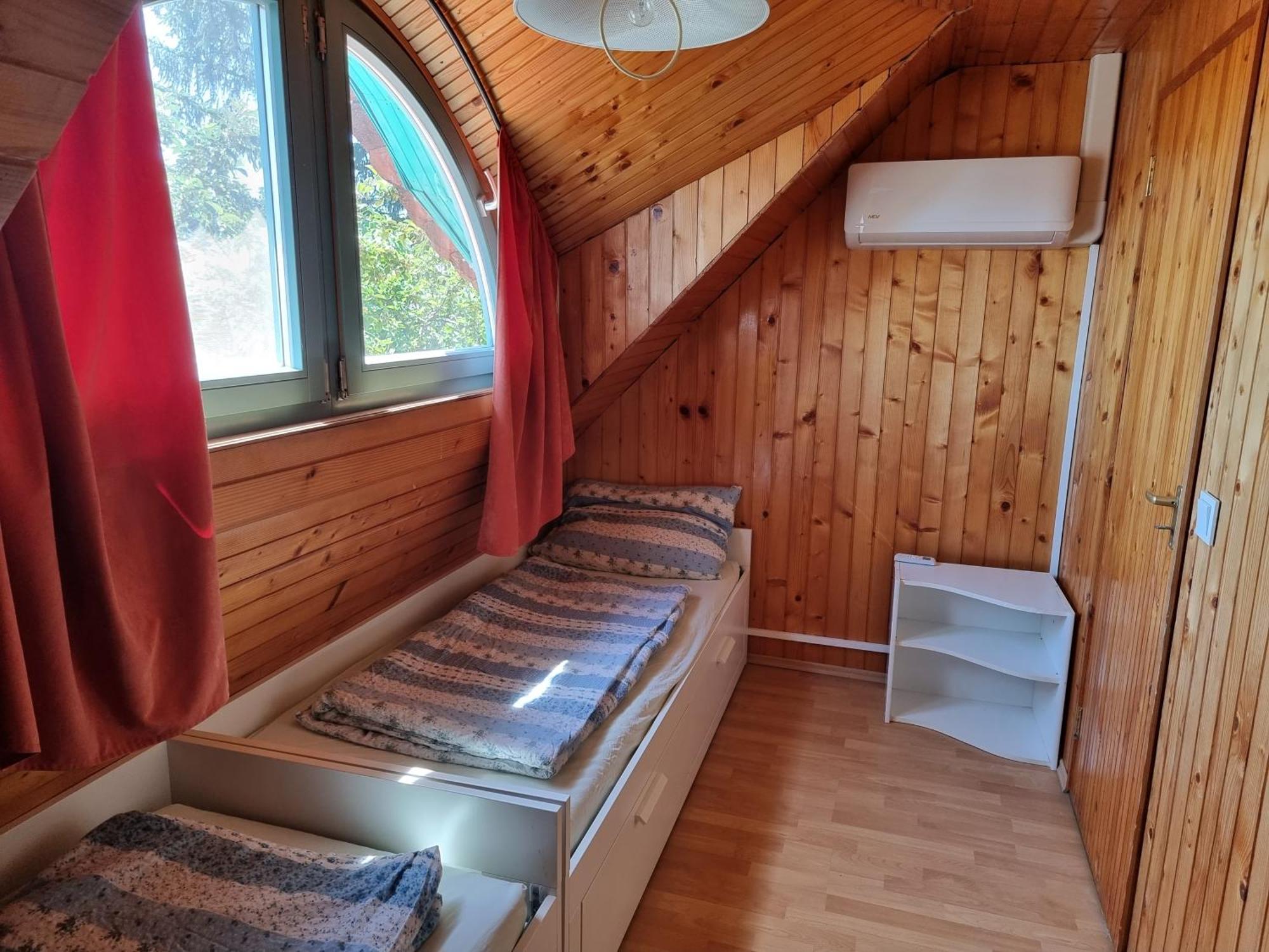 Julia Vendeghaz Apartment บาลาตอนฟือเรด ภายนอก รูปภาพ
